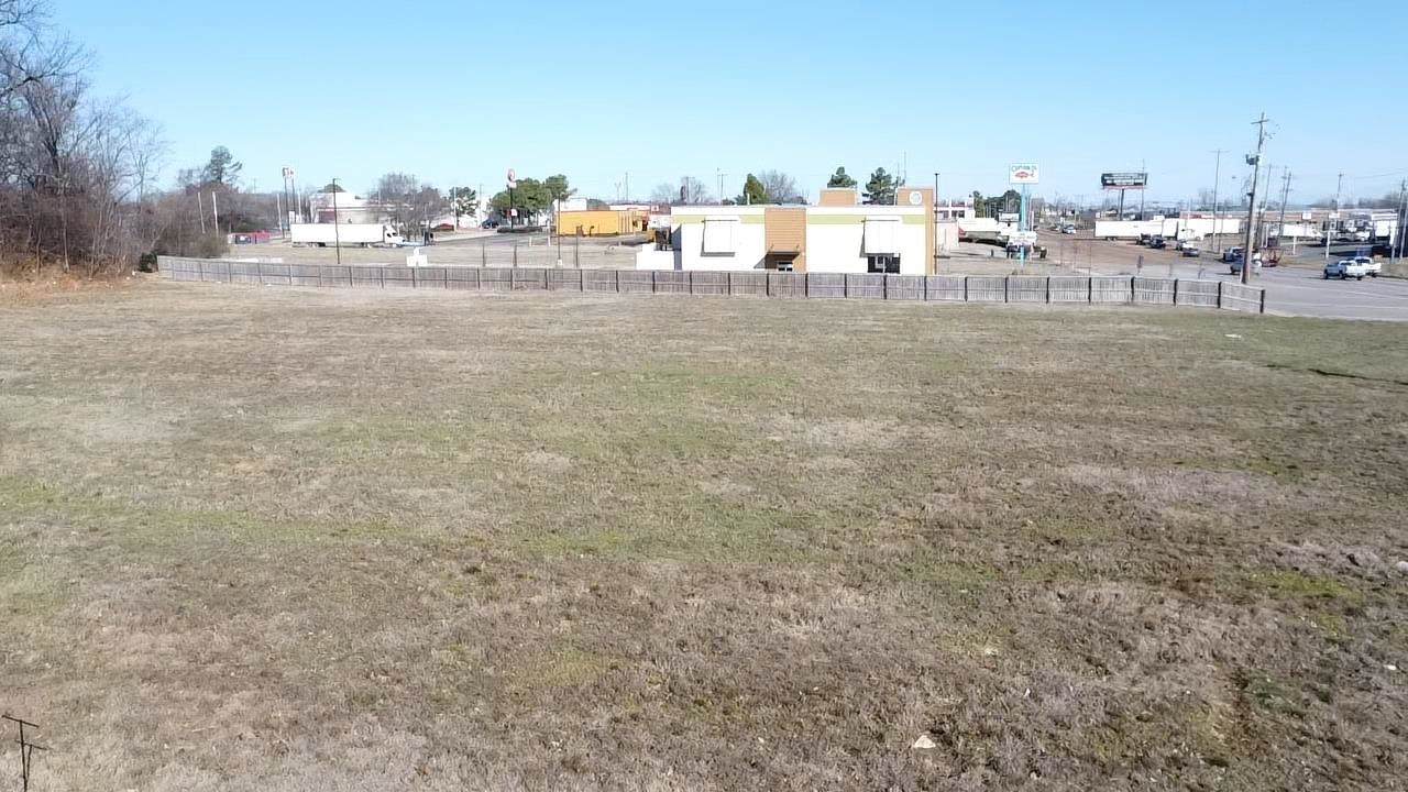 4747 Getwell Rd - Photo 1