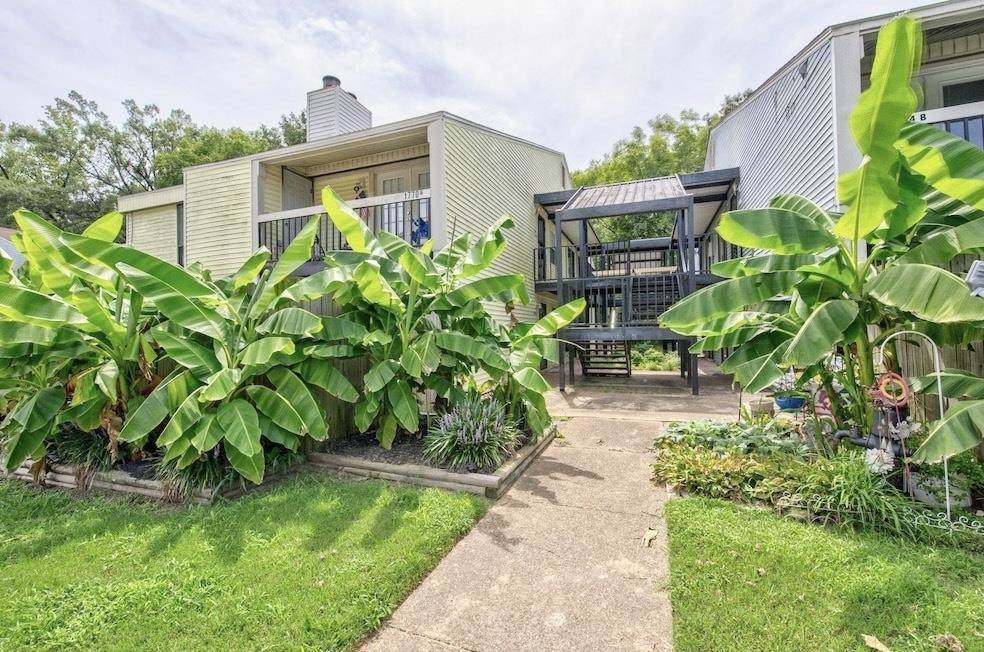 1770 Crompton 6Th Sq - Photo 1