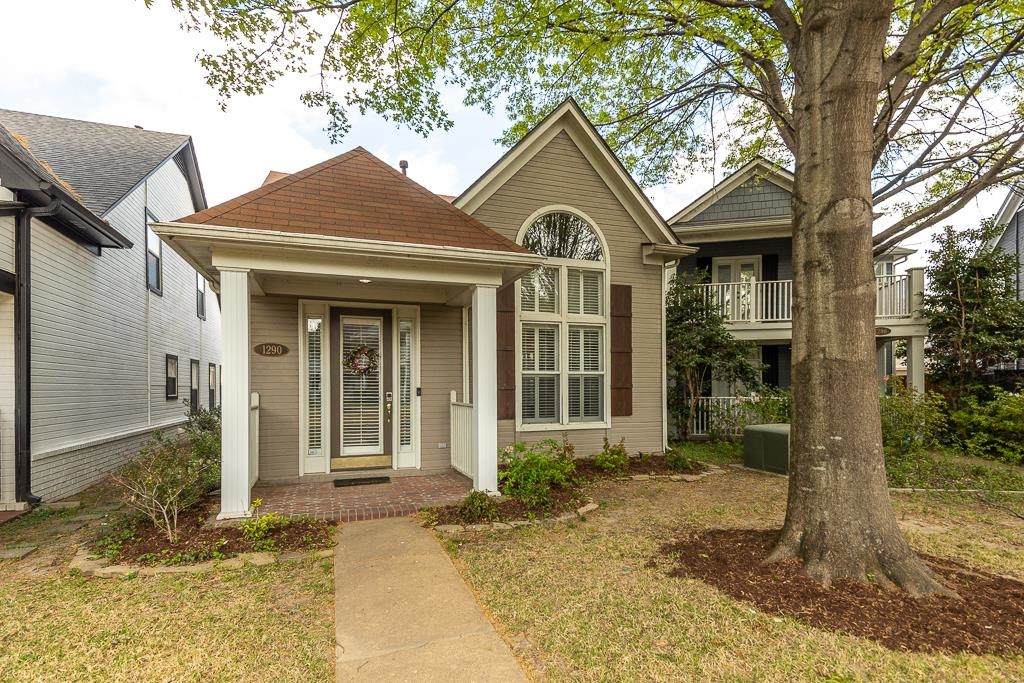 1290 Isle Pointe Dr - Photo 1