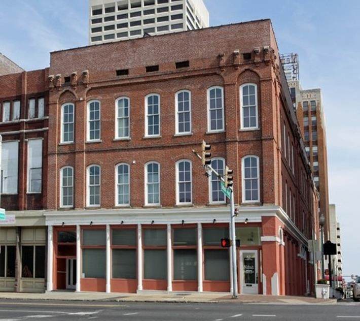 https://bt-photos.global.ssl.fastly.net/memphis/1280_boomver_1_10218948-2.jpg