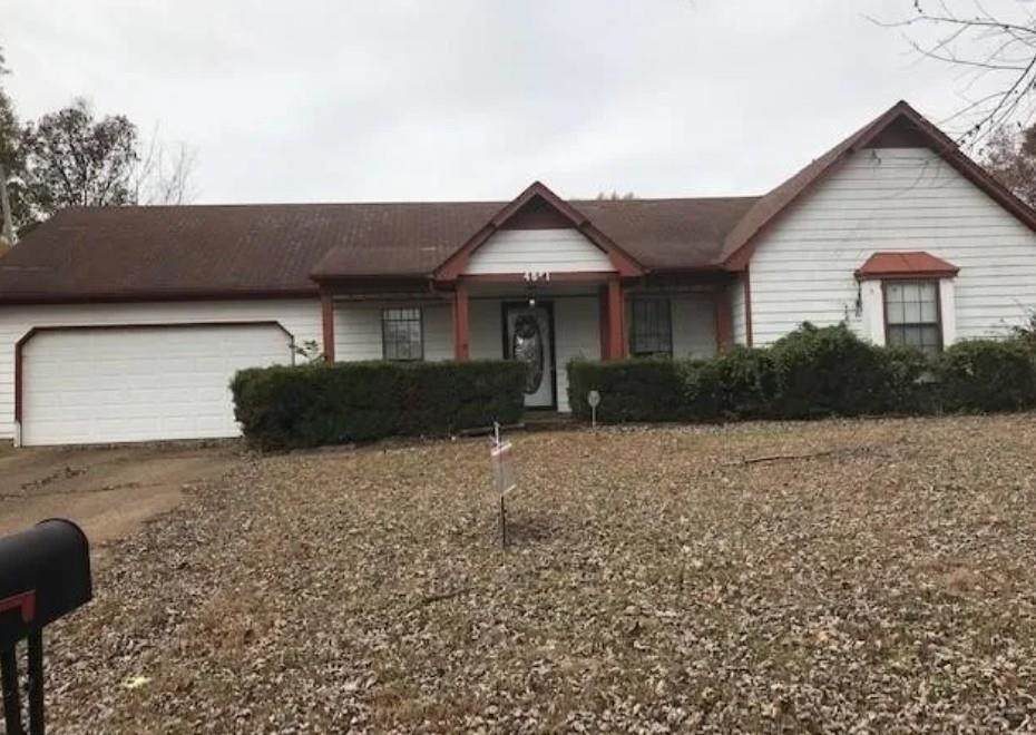 4551 Pine Top Cir - Photo 1