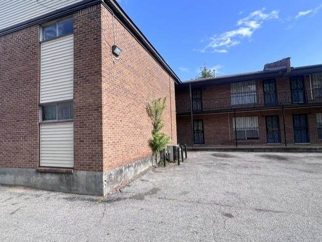 1088 National Ave - Photo 1