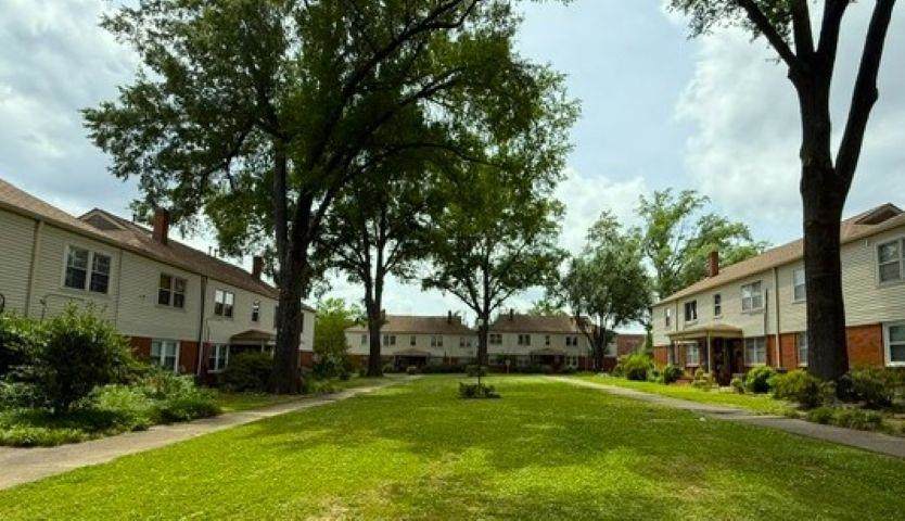 3001 Walnut Grove Rd - Photo 1