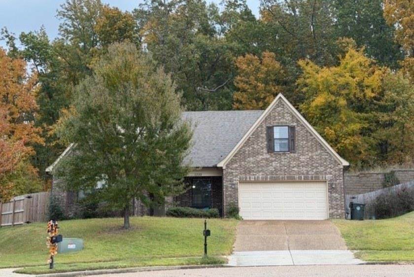 3522 Golden Valley Ln - Photo 1