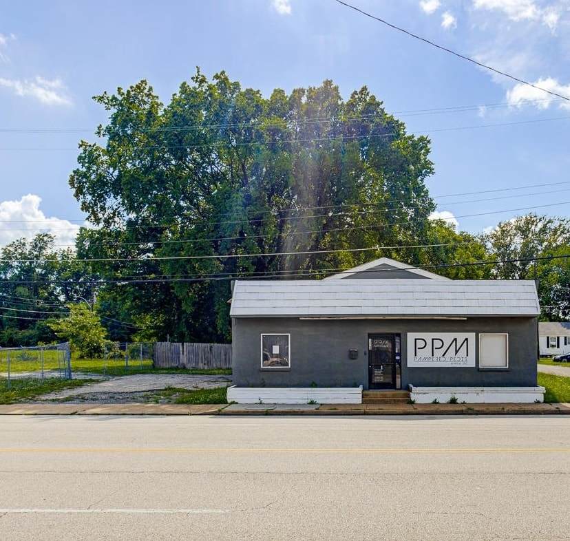 583 Tillman St - Photo 1