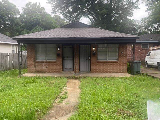2861 Nathan Ave - Photo 1