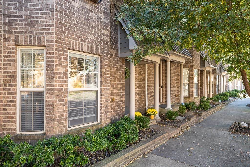 89 Carolina Ave - Photo 1