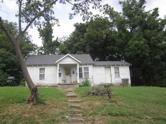 209 East End St - Photo 1