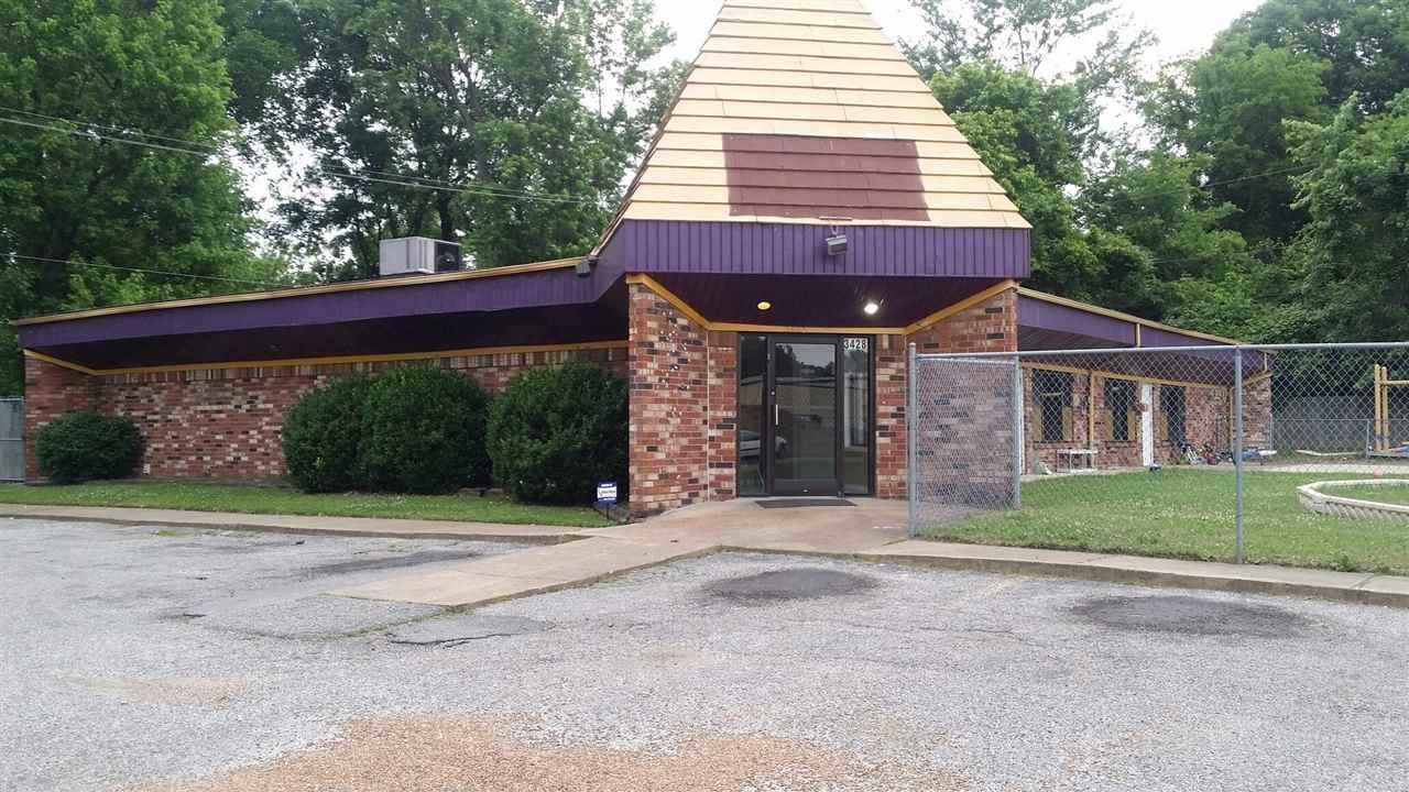 3428 University Ave - Photo 1