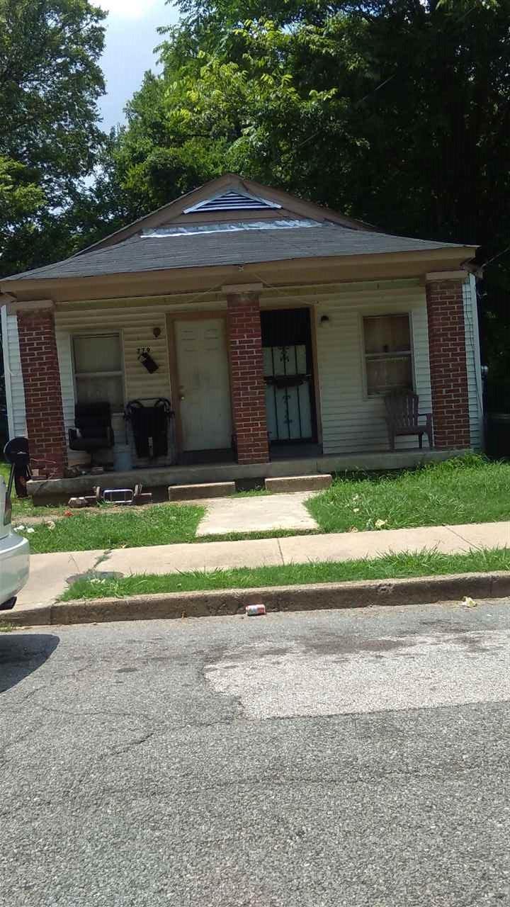 779 Claybrook St - Photo 1