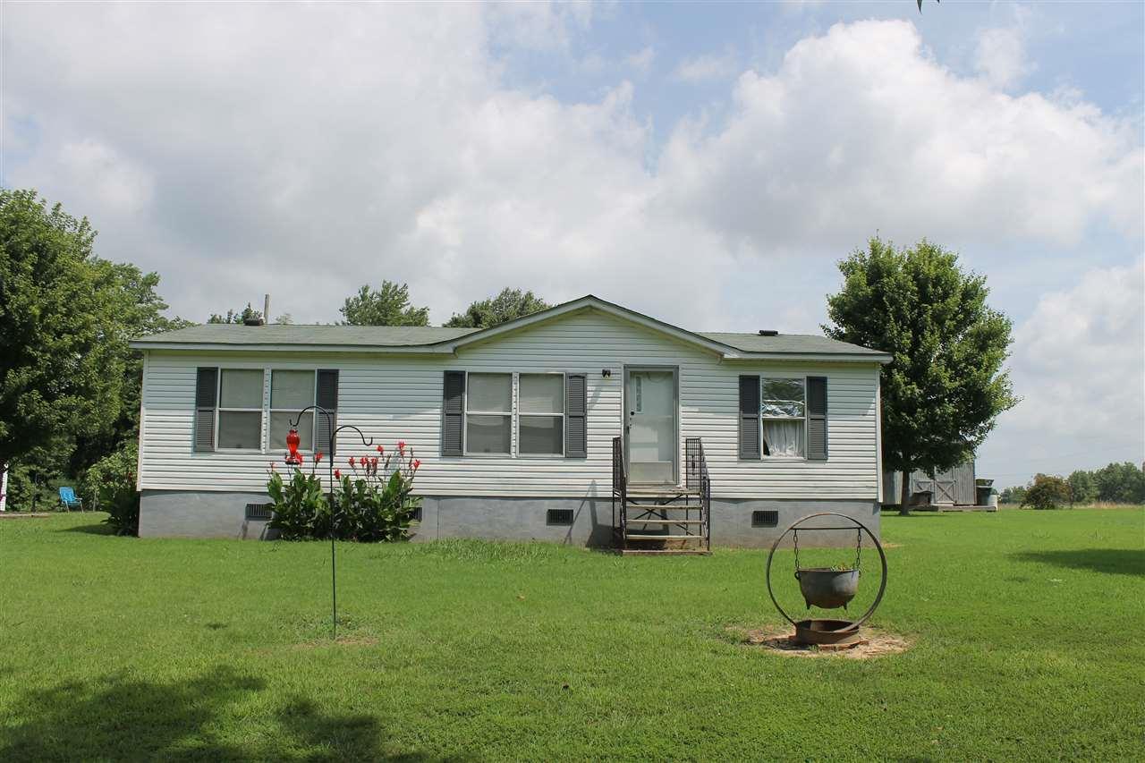 205 Horseshoe Cir - Photo 1