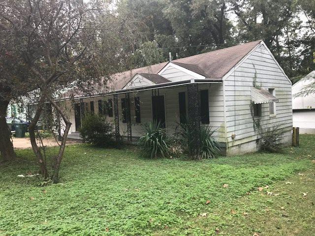 3231 University St - Photo 1