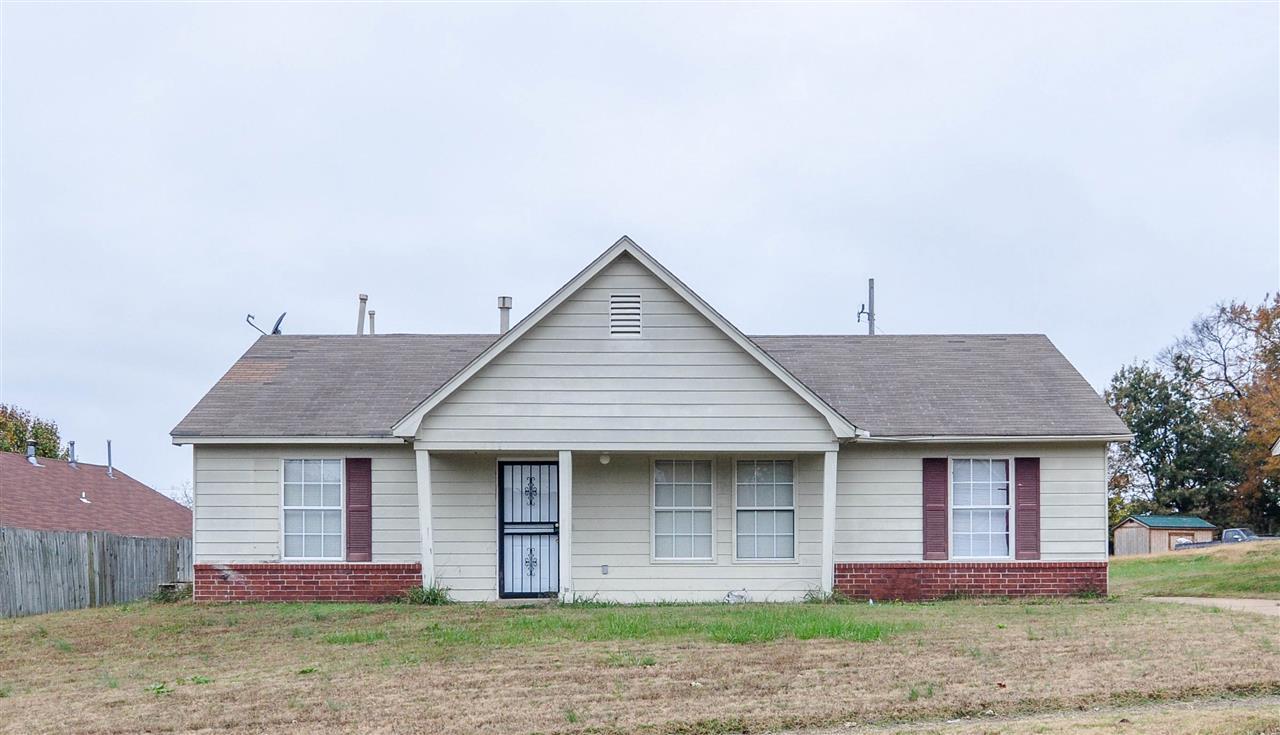 4393 Bishop Hills Dr - Photo 1