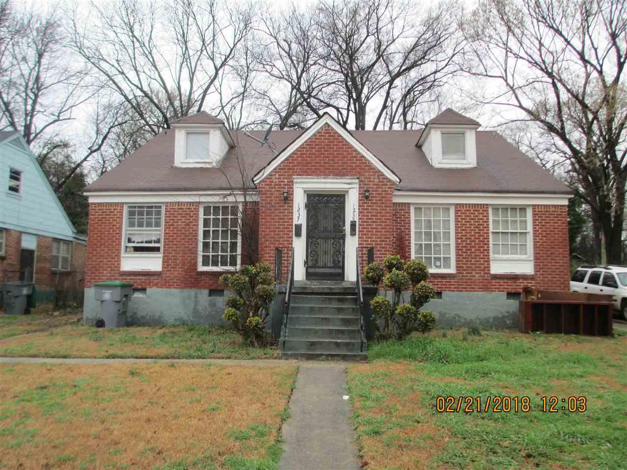 1235 Meda Ave - Photo 1