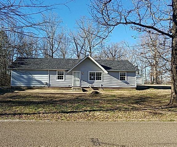 140 Oak Hill Rd - Photo 1
