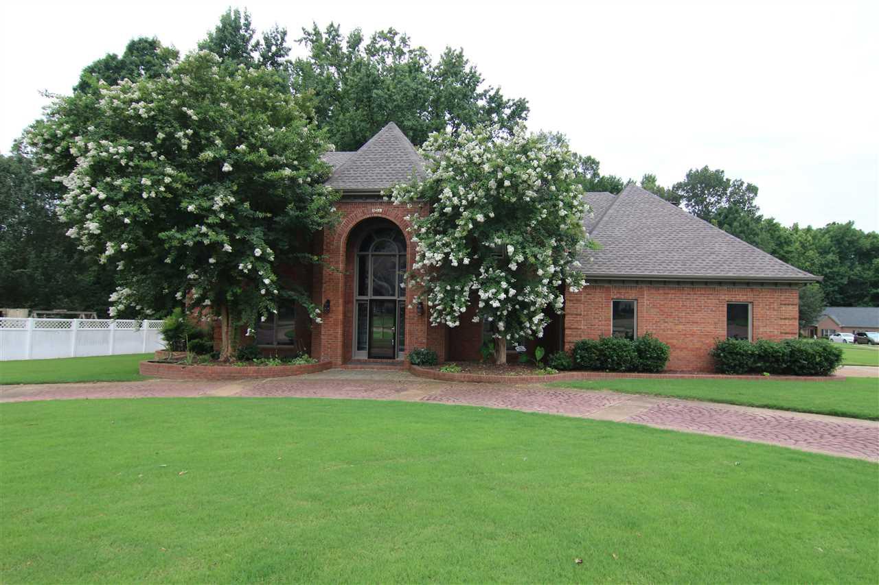 10489 Shea Woods Dr - Photo 1