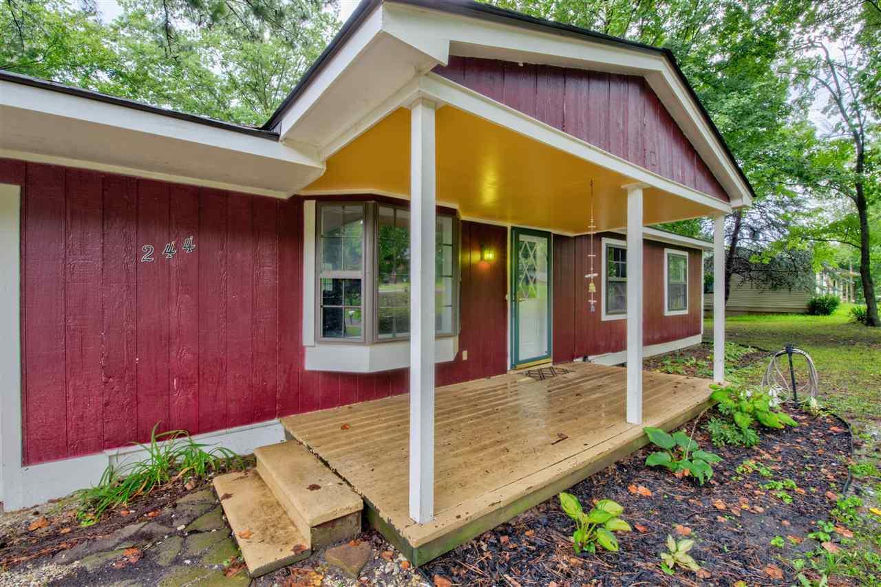 244 Daniel Dr - Photo 1