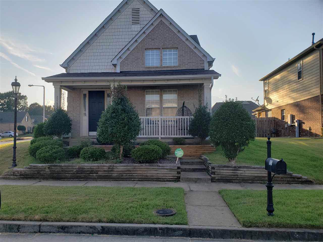 927 Cairn Creek Dr - Photo 1