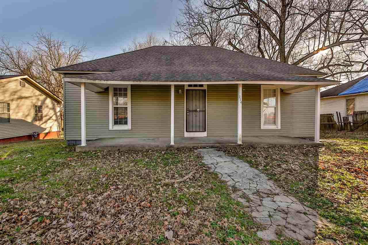 114 Walsh St - Photo 1