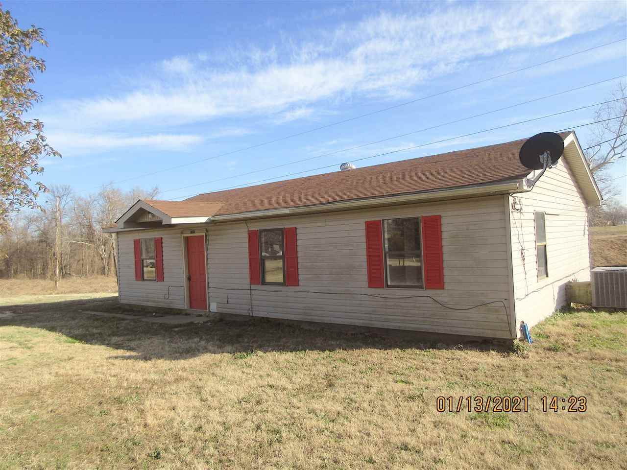131 Harris Ln - Photo 1