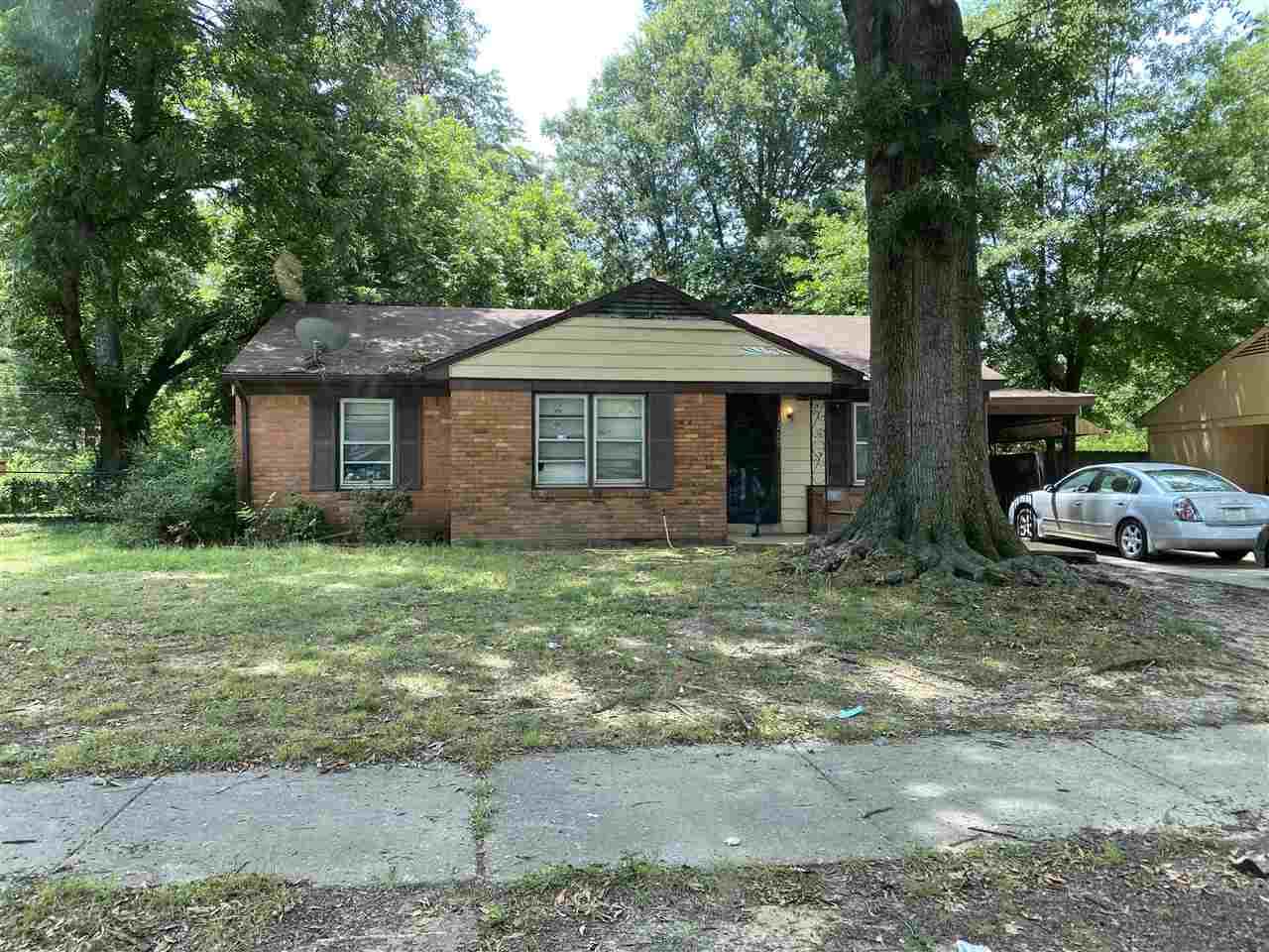1260 Dogwood St - Photo 1