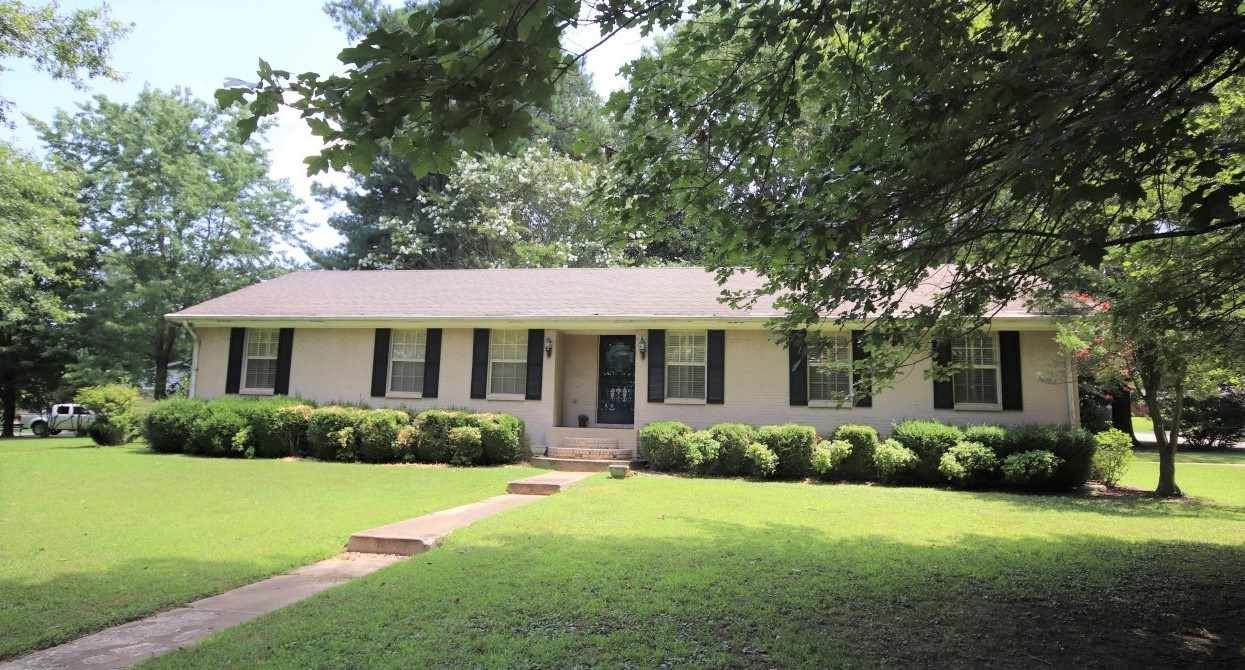 129 Thompson Dr - Photo 1