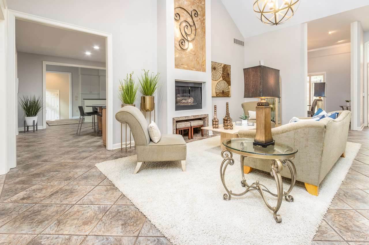 1139 Oak River Rd - Photo 1