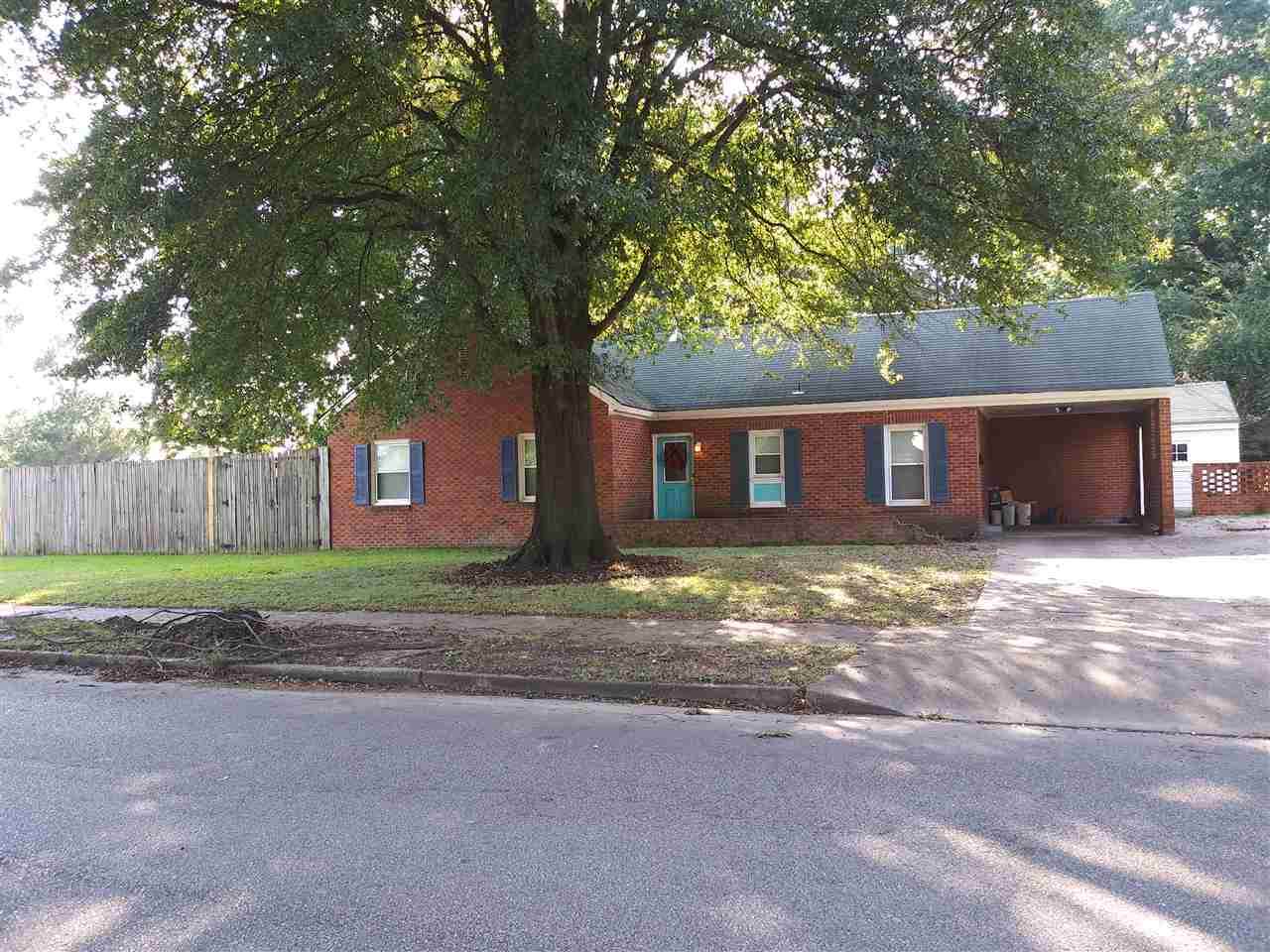 1675 Hopewell St - Photo 1