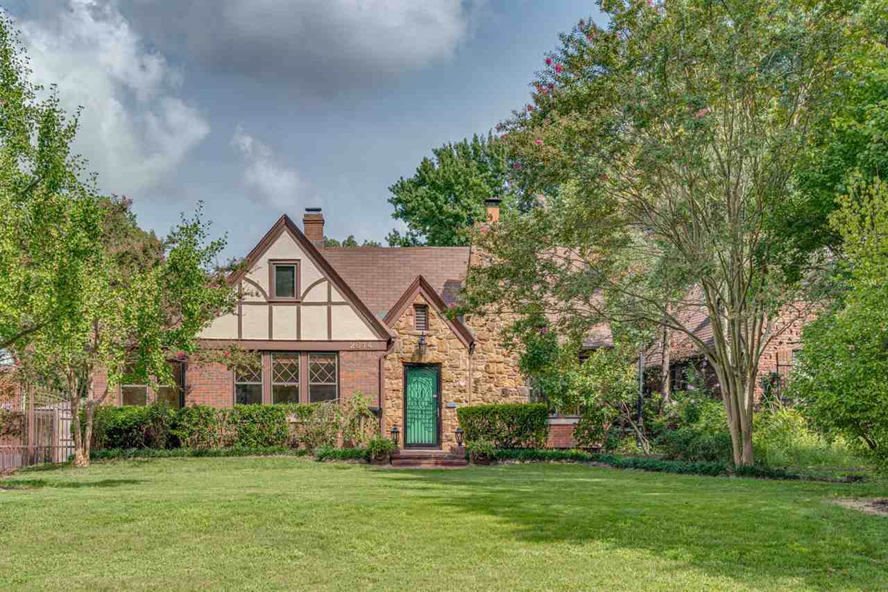 2074 Hallwood Dr - Photo 1