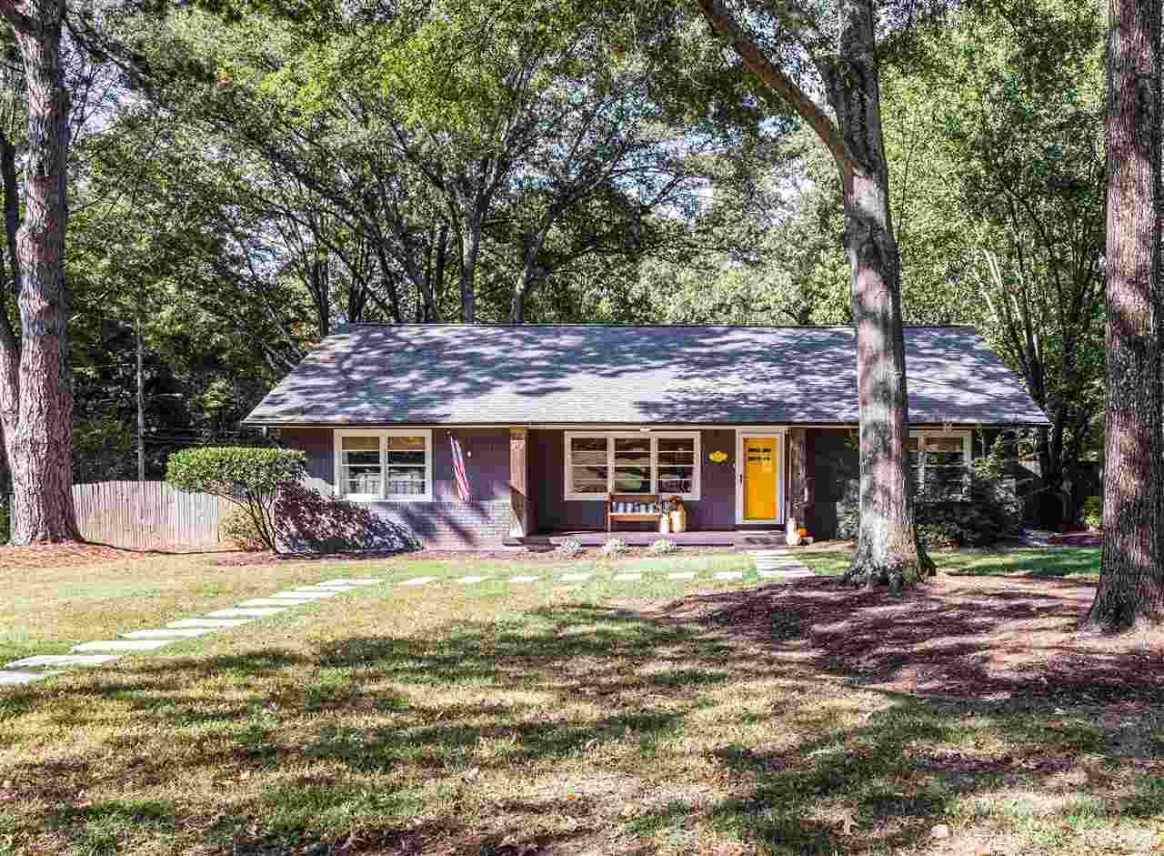 1223 Crestwood Dr - Photo 1