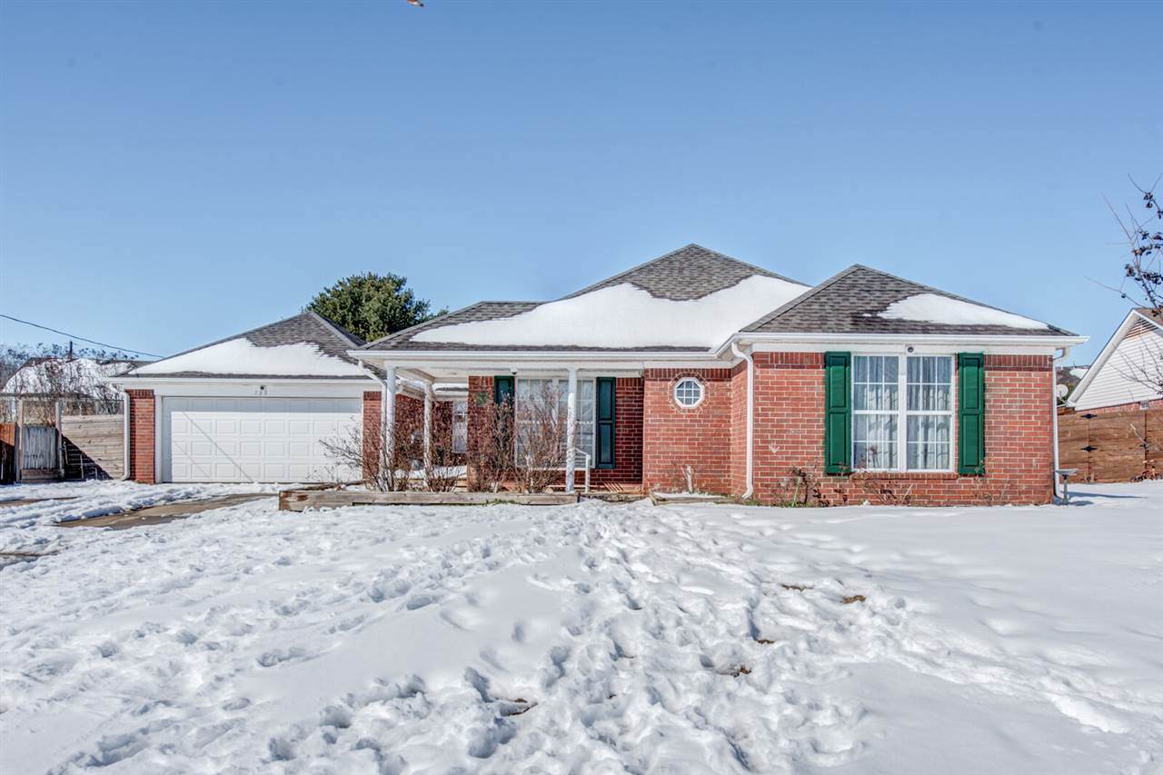 738 Bloomington Dr - Photo 1