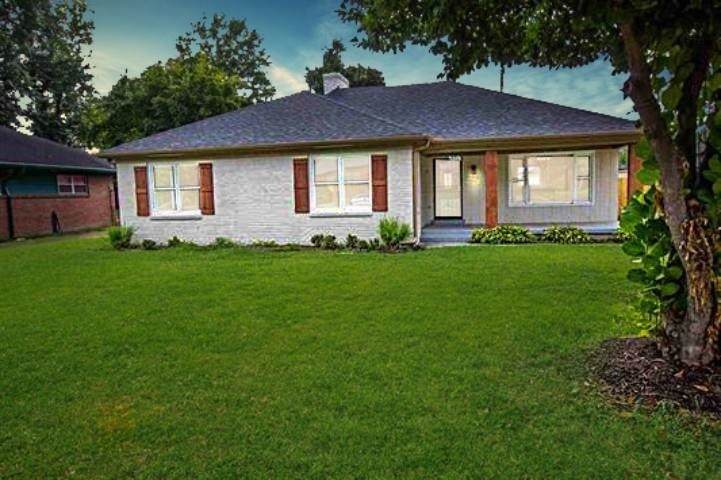 1045 Monticello Dr - Photo 1