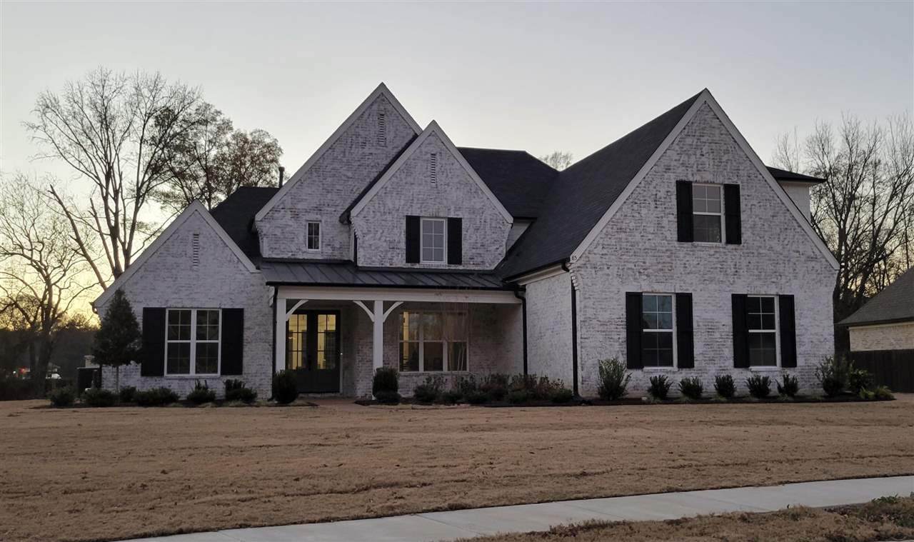 85 Huntington Dr - Photo 1