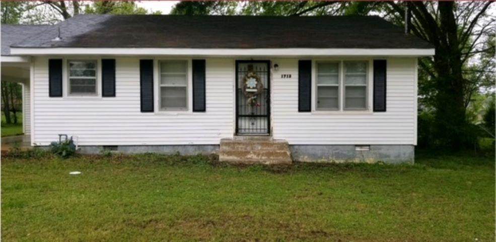 1713 Dennis St - Photo 1