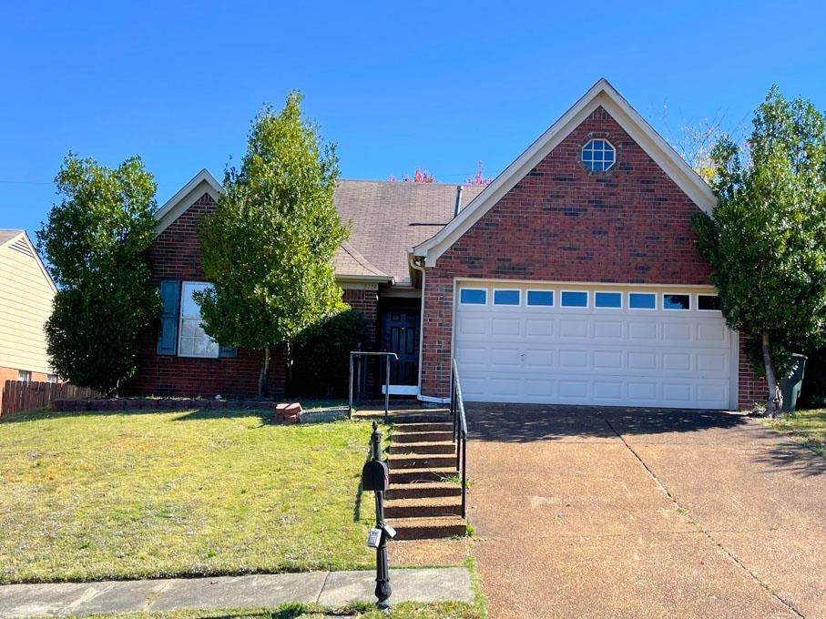 2174 Rocky Stream Dr - Photo 1