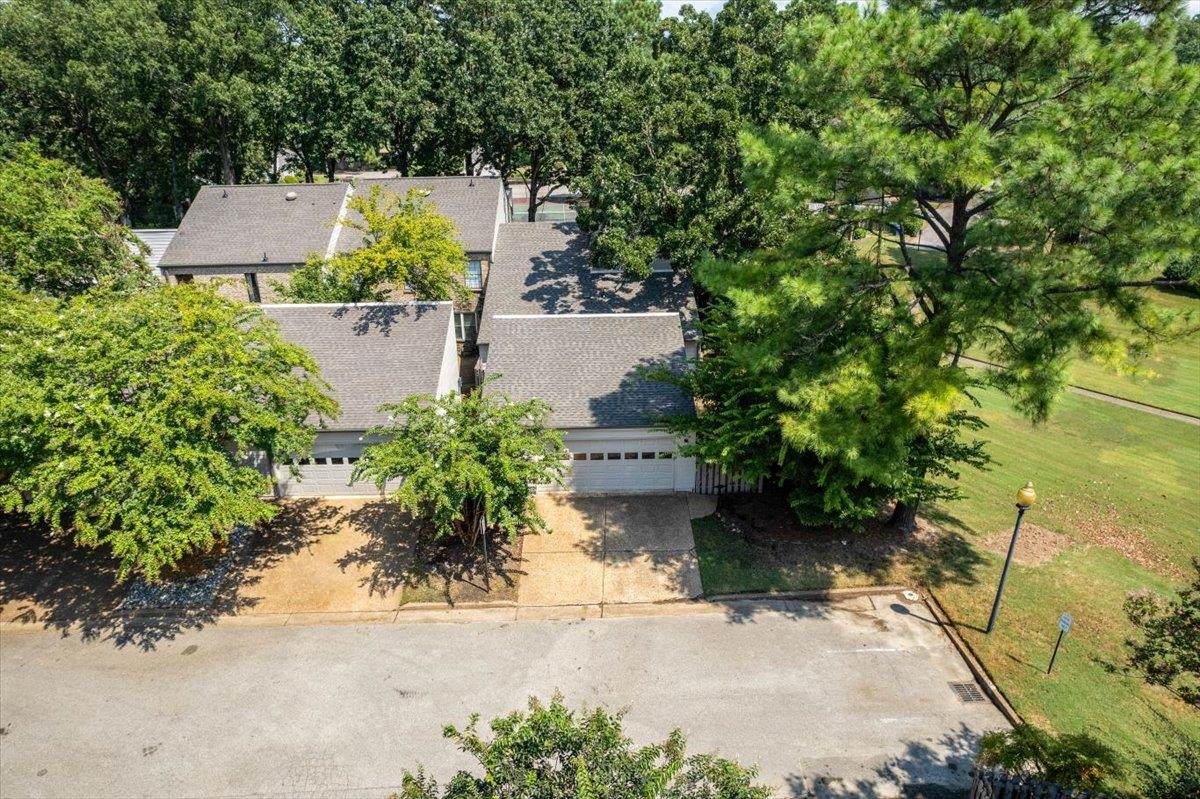 8174 Ravenhill Dr - Photo 1