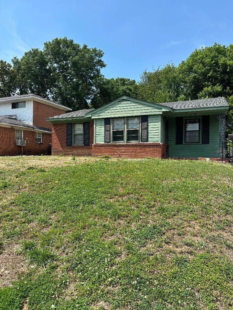 1484 Dempster Rd - Photo 1