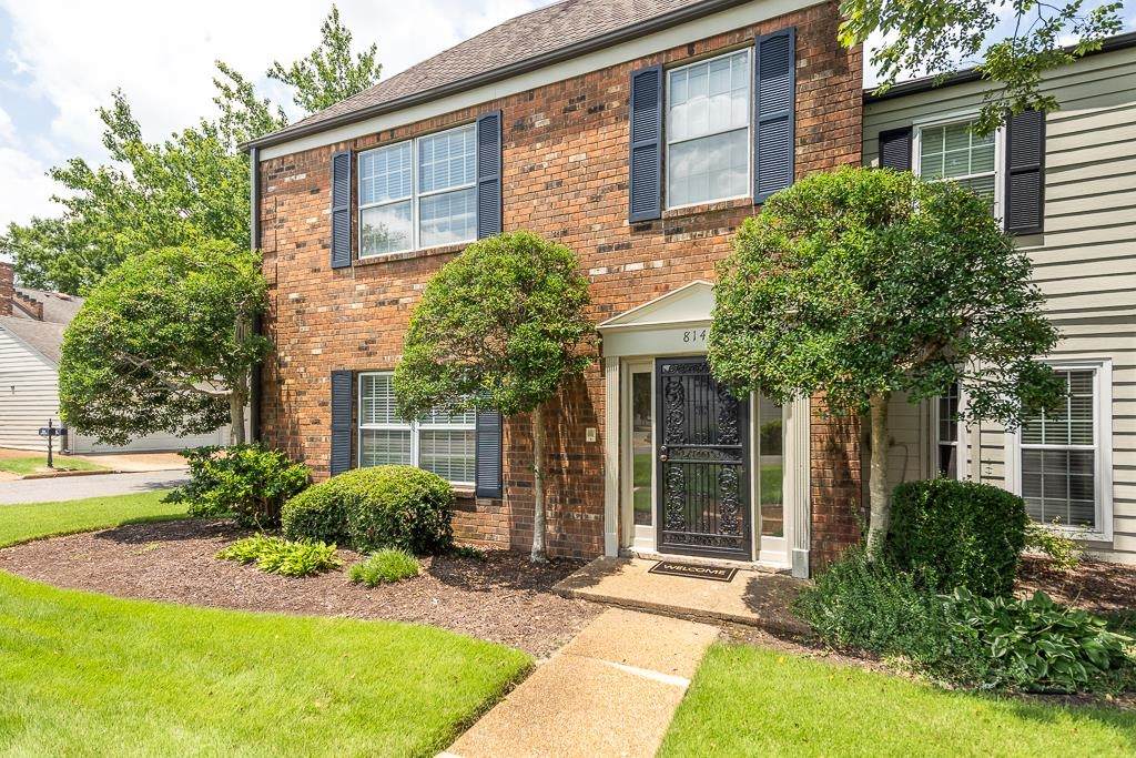 8145 Hunters Grove Ln - Photo 1