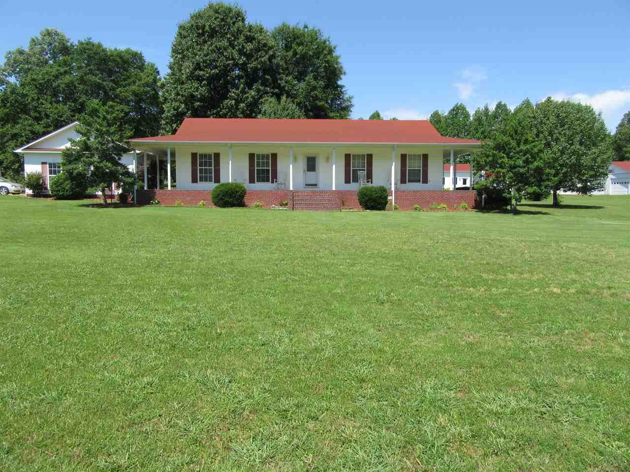 1115 Oak Grove Rd - Photo 1