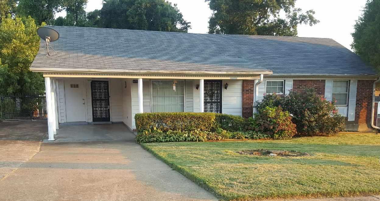 1021 Parkrose Ave - Photo 1