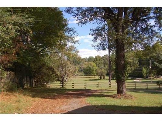 2454 Forest Hill Irene Rd - Photo 1