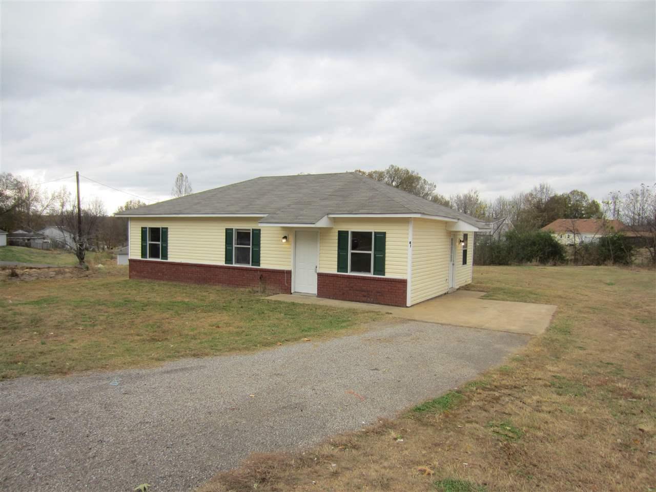 41 James Ln - Photo 1