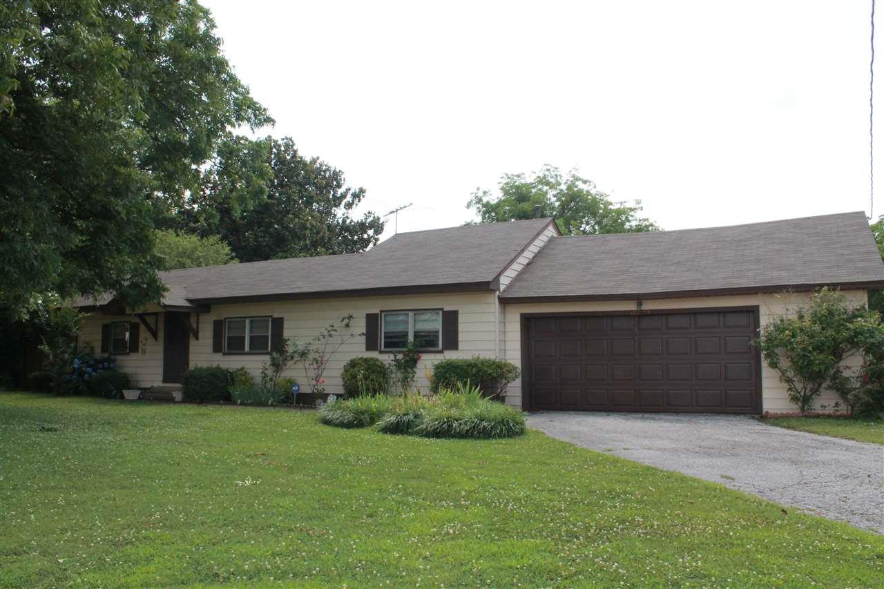 477 Beaver Rd - Photo 1