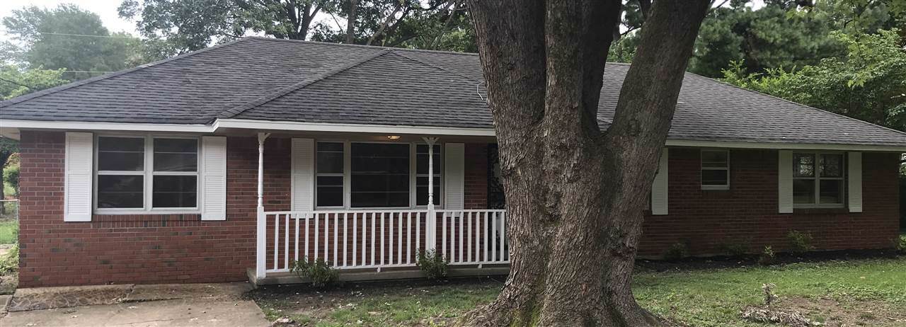 2622 Elmore Park Rd - Photo 1