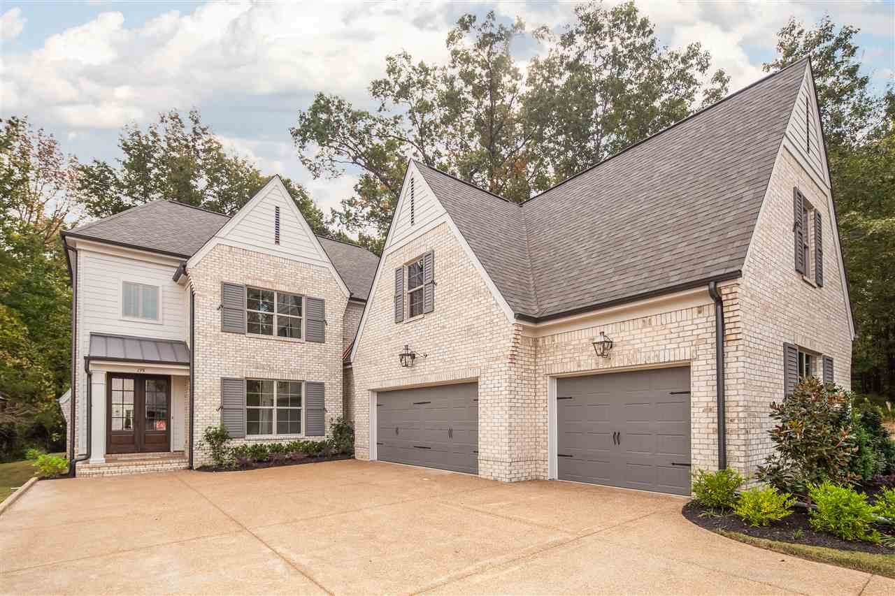 135 Magnolia Park Dr - Photo 1