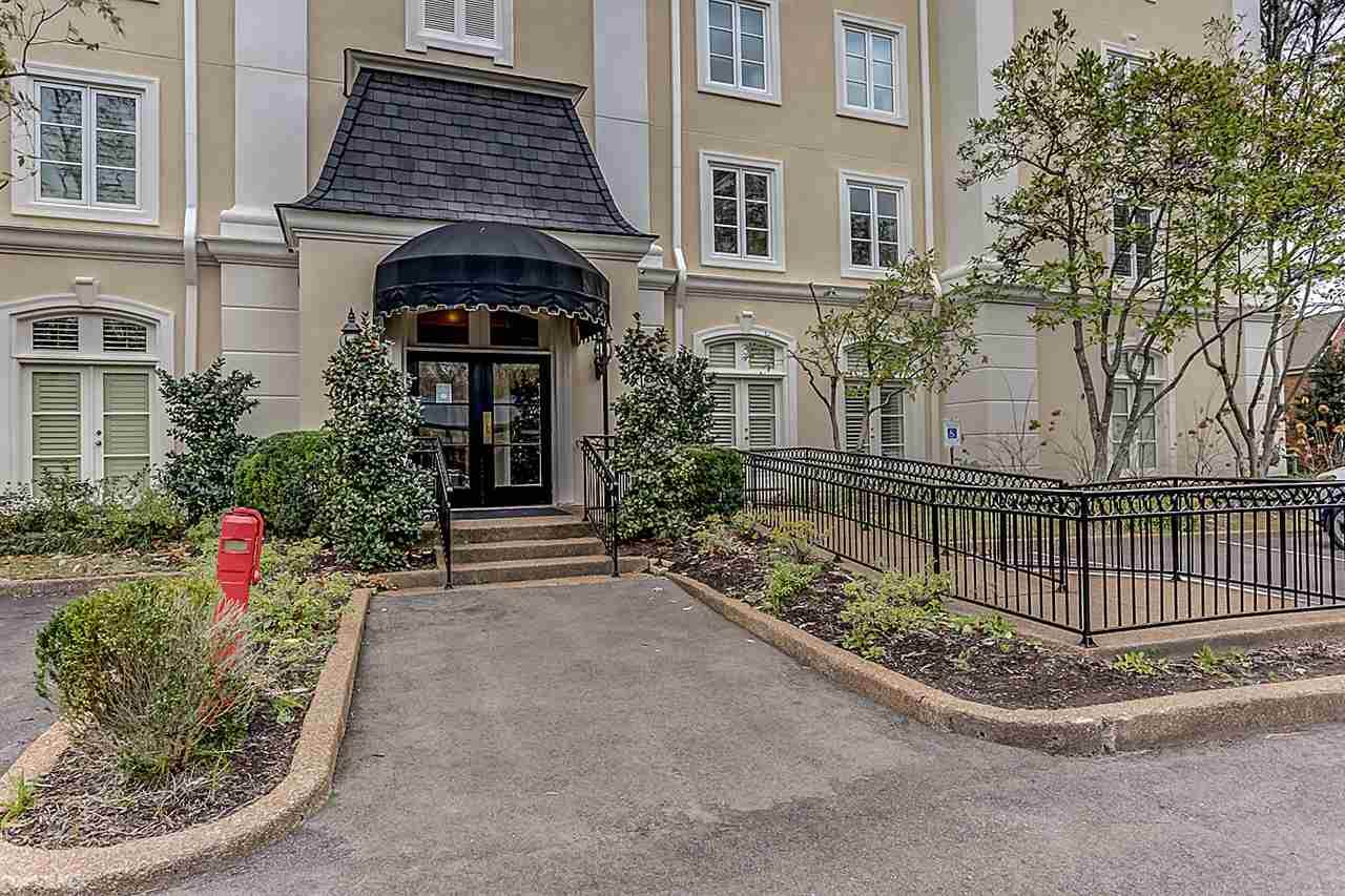 1000 Murray Hill Ln - Photo 1