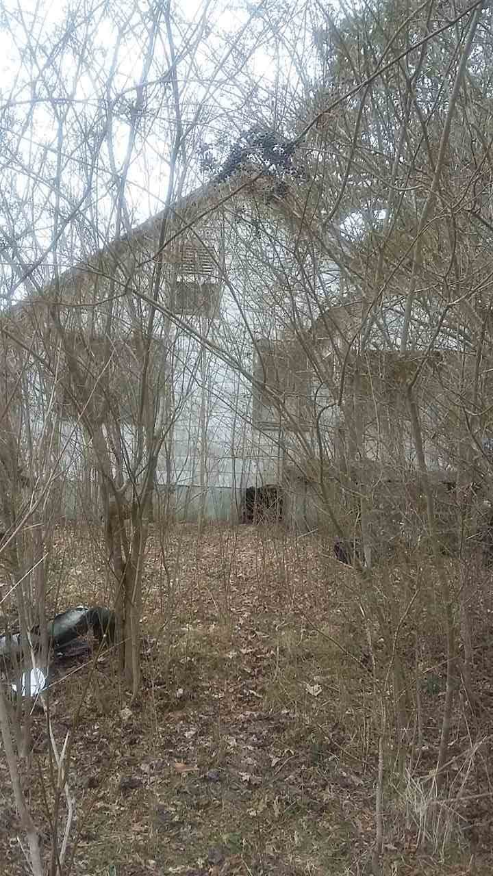 1821 Campbell Rd - Photo 1