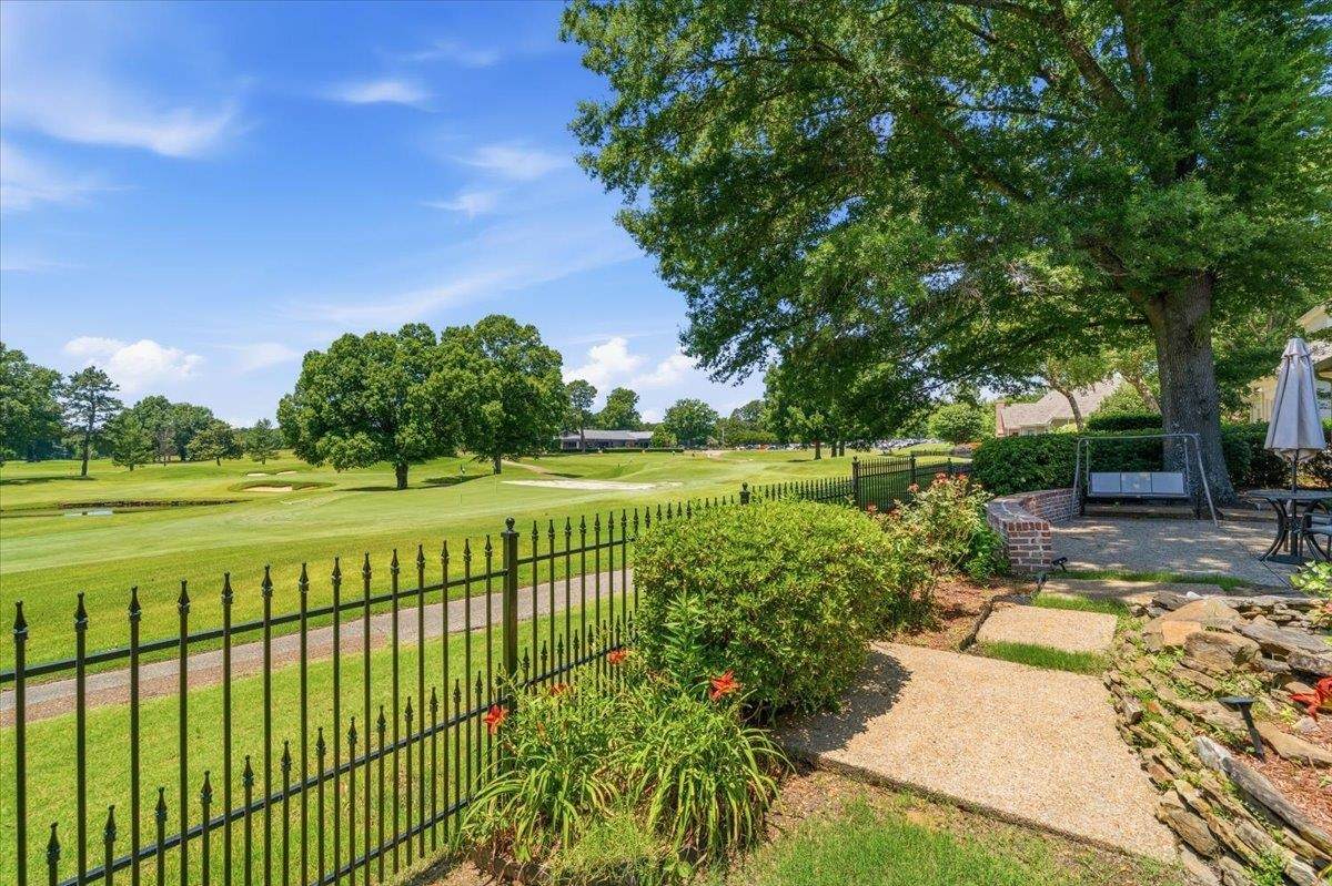 10211 Carnegie Club Dr - Photo 1