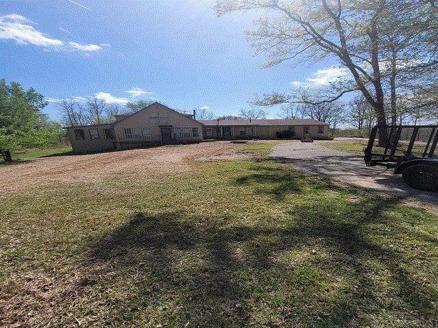 230 Green Dr - Photo 1