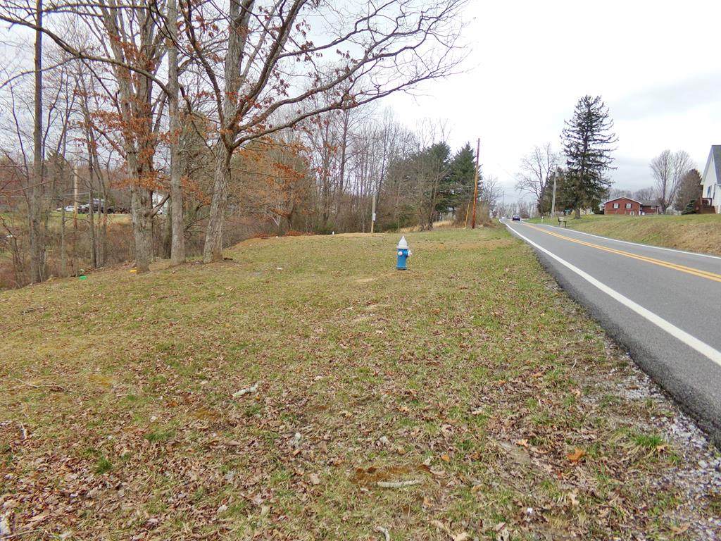 1560 Halls Ridge Rd - Photo 1